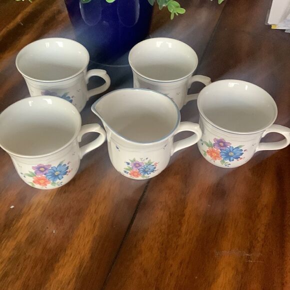 Vintage from the 1980’sJMP marketing vintage set 4 cups creamer cup preloved ❤️ - Picture 2 of 9